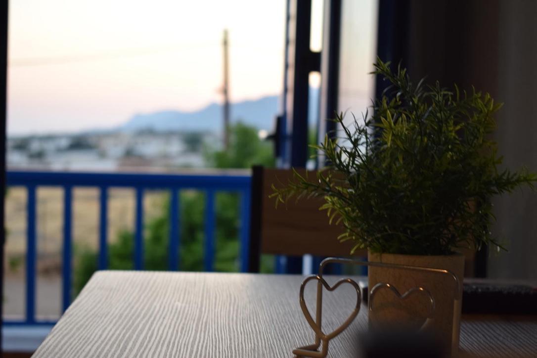 Katovigli Seaview Apartment Makrýgialos Екстериор снимка